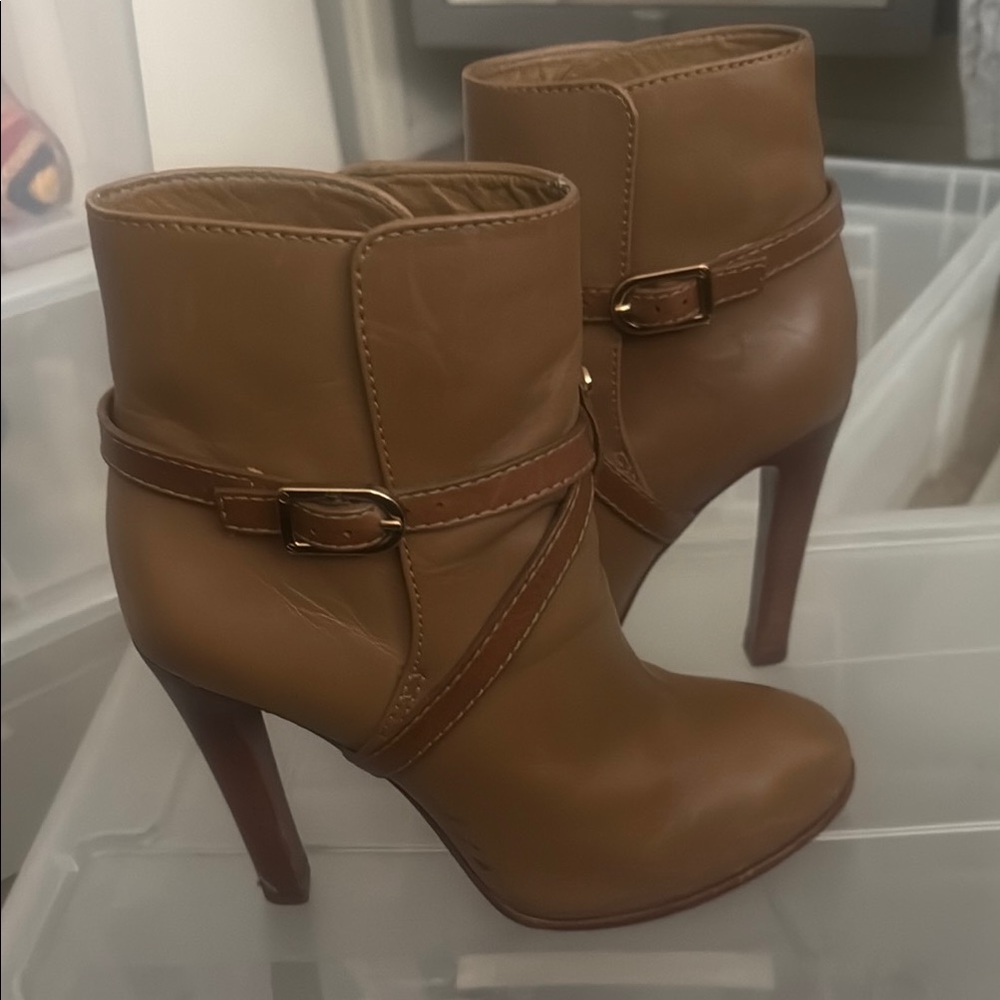 Tory Burch Tan Leather Heeled Booties Size 6.5